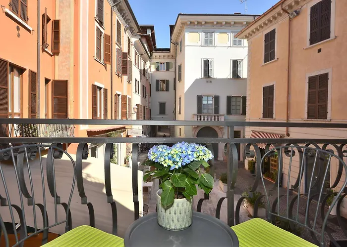 Cavour Saló