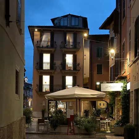 Cavour Saló