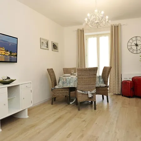 Cavour Apartamento *