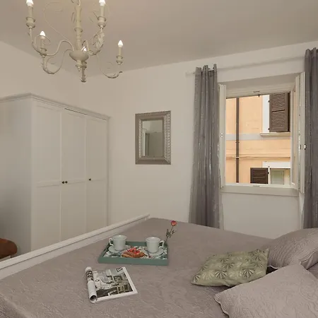 Cavour Apartamento Saló