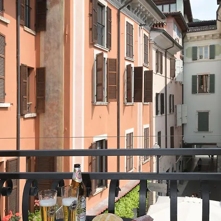 Cavour *